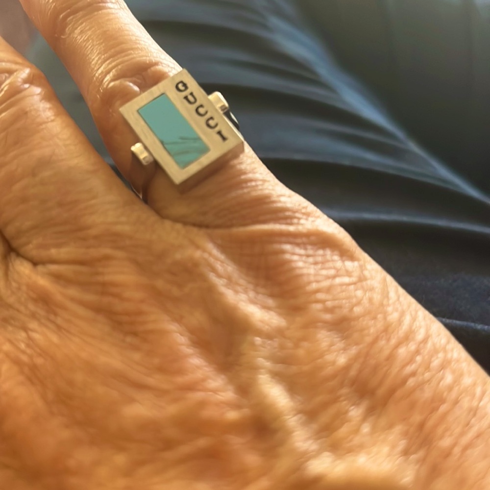 Gucci ring